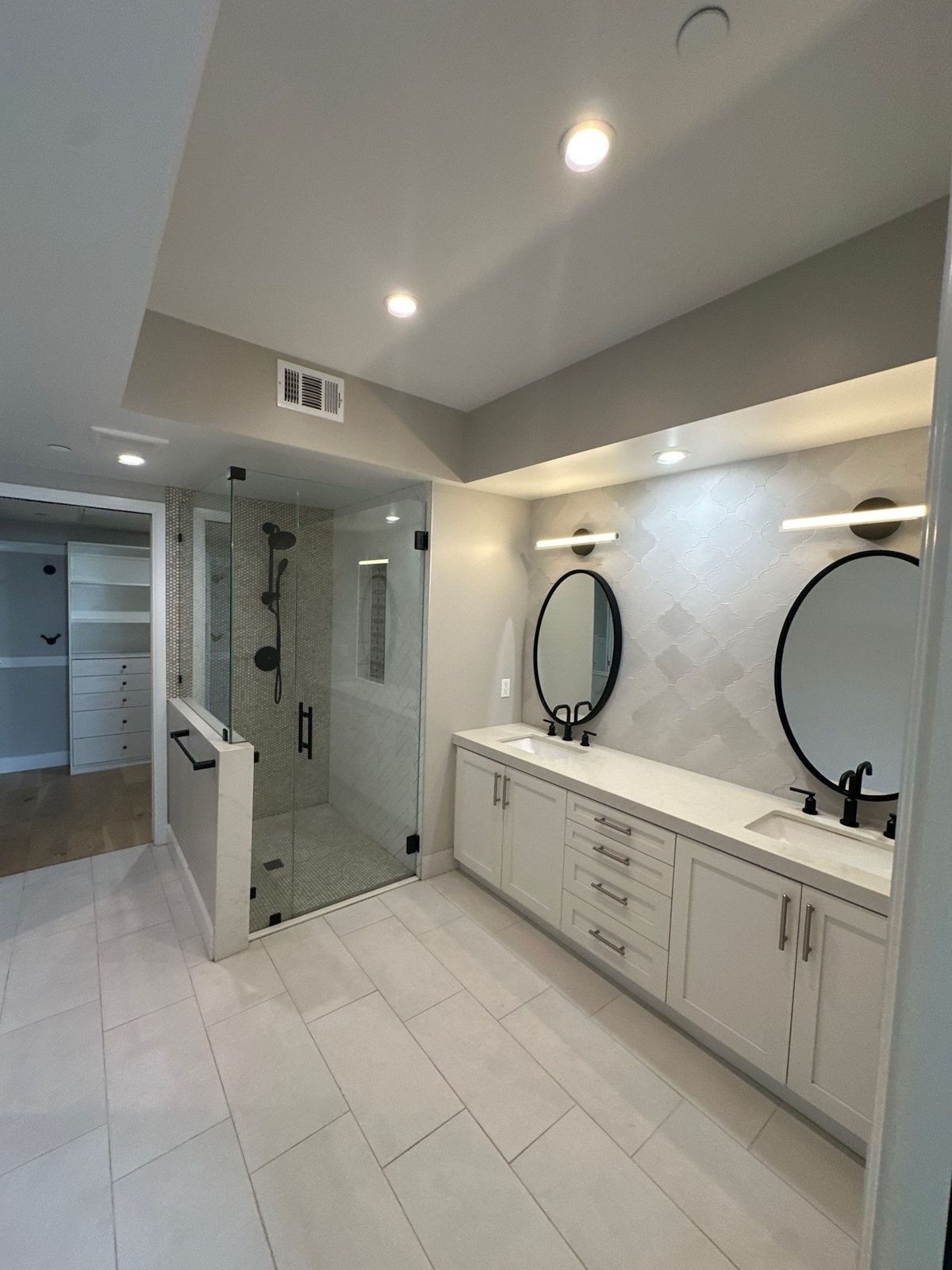 Showers cleaning and restoration in Mission Viejo, CA